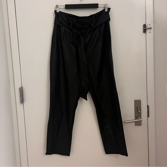 Commando Faux Leather Paperbag Pant - Picture 6 of 6